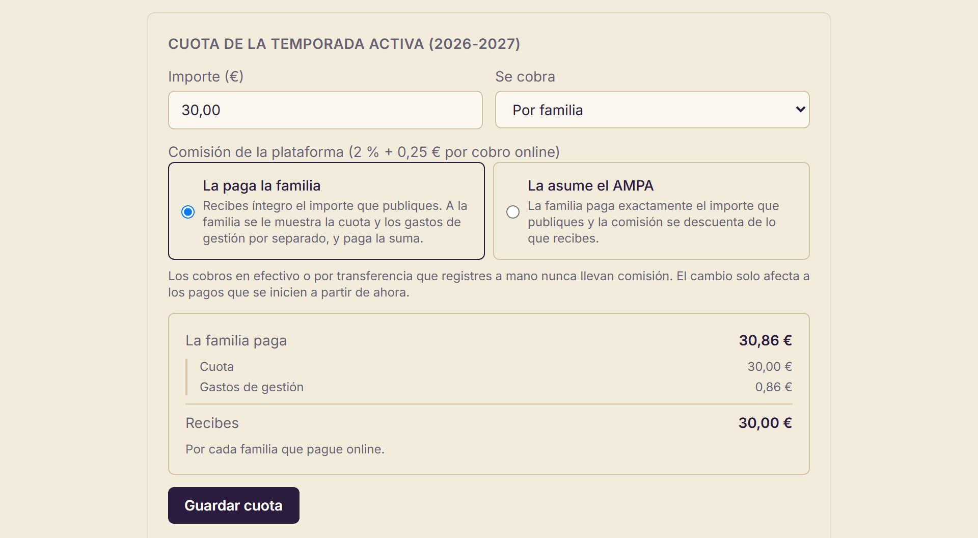 Configuración de la cuota: importe, si se cobra por familia o por alumno, y el desglose de lo que paga la familia frente a lo que recibe el AMPA.
